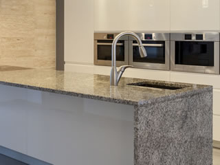 DR-Küchenmontagen - Granitplatten
